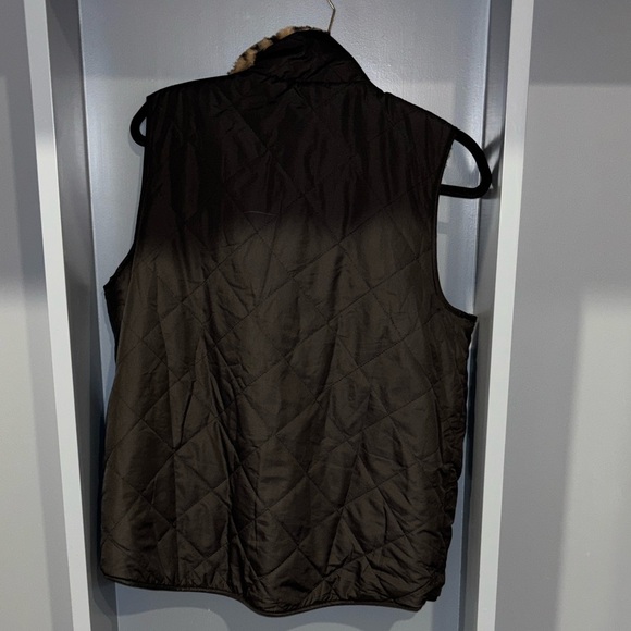 Entro Reversible Cheetah Print Fur/ Black Vest Sz L Fit size 10-12 Women’s - Picture 4 of 7